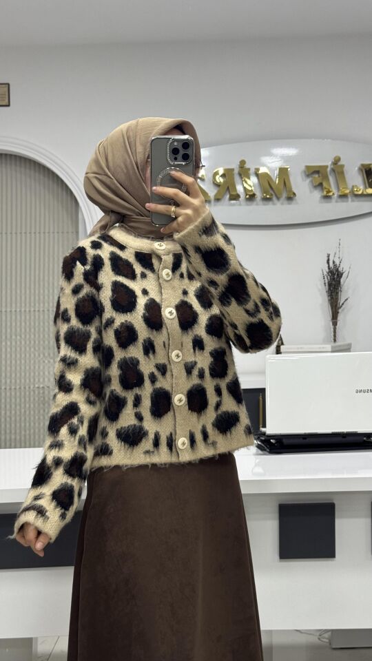 LEOPAR DESENLİ HIRKA