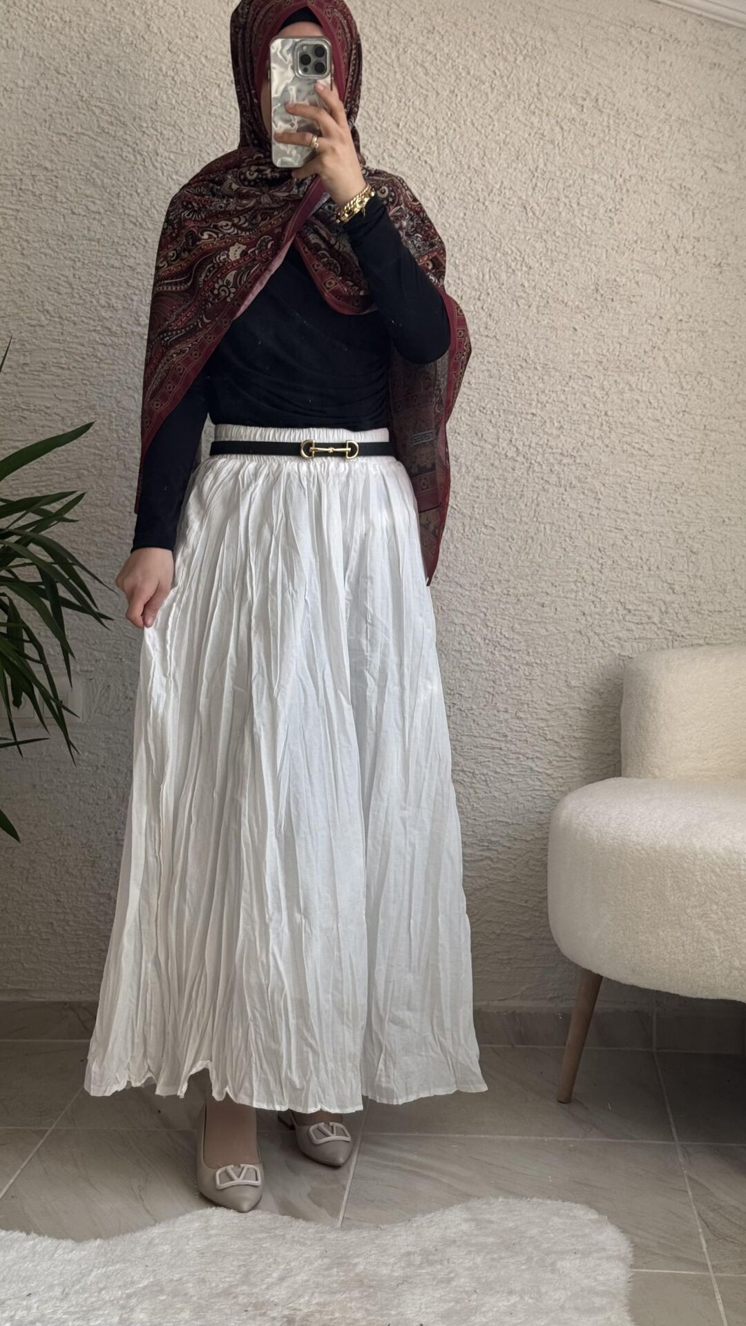 BEYAZ KRAŞ ETEK