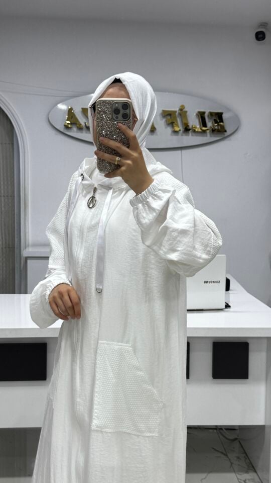 AYŞE AKAY FİLE DETAYLI KAP BEYAZ