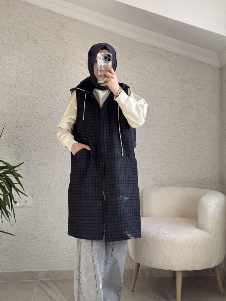 2254 NOSHE İNCE KAPİTONE YELEK SİYAH