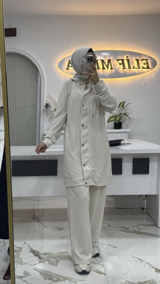 Cıtcıt detaylı Pike kumaş  takım krem