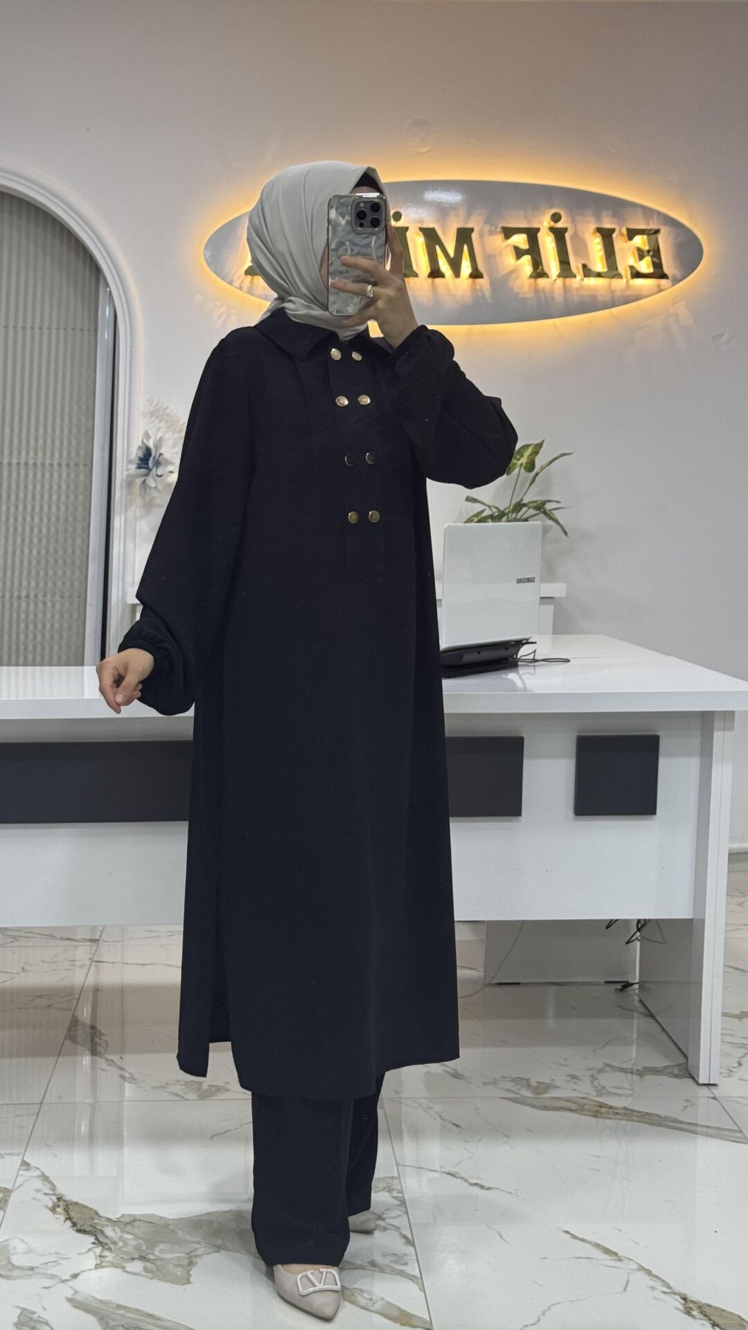 AFRA  TAKIM SİYAH