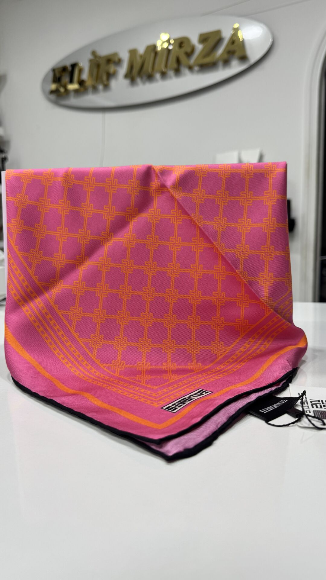 MONOGRAM DESEN İPEK EŞARP PEMBE