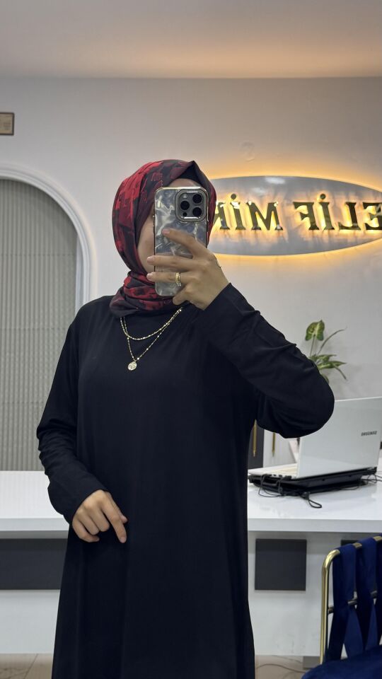 AYŞE AKAY  PENYE ELBİSE SİYAH