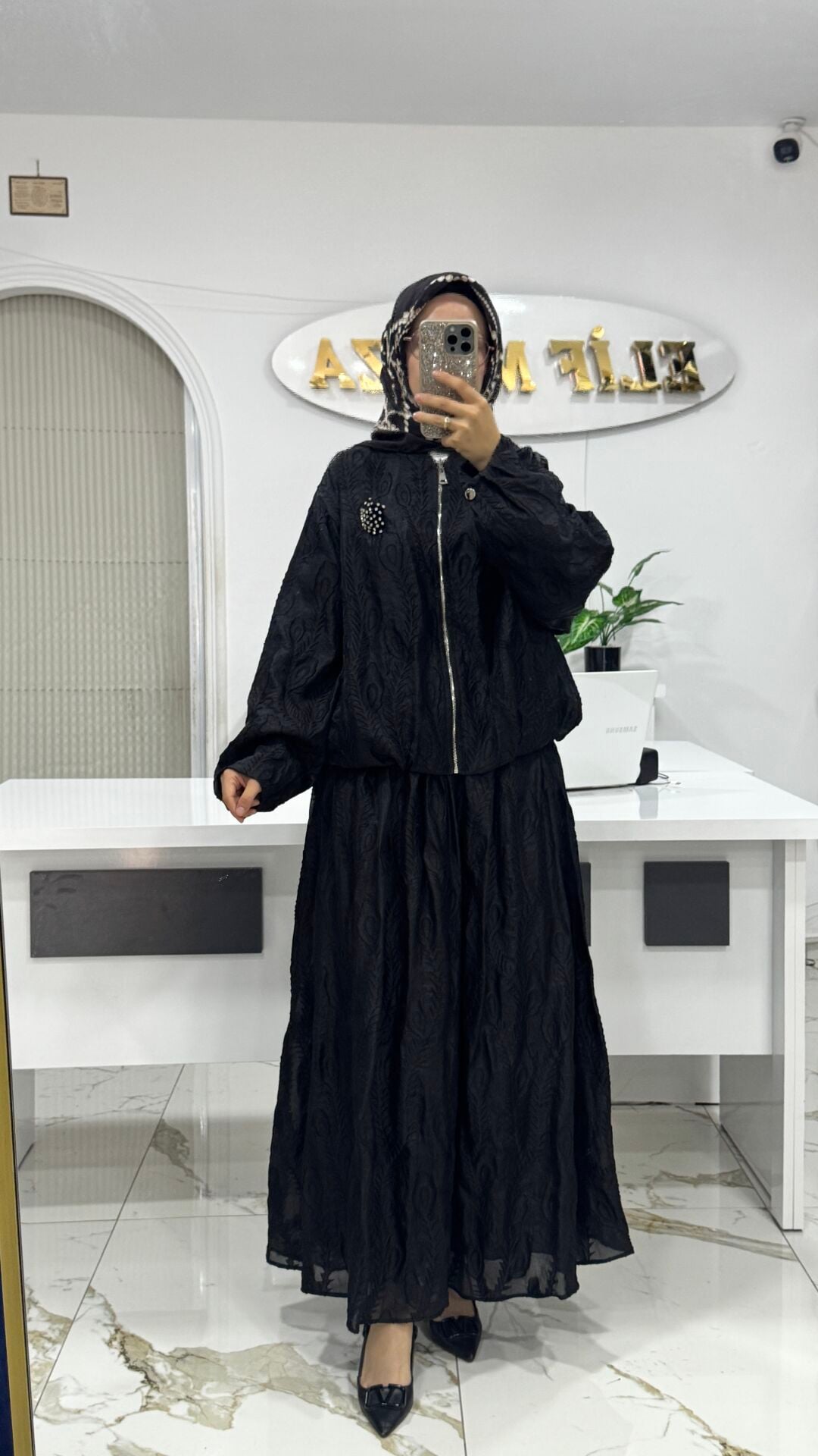 AURA TAKIM SİYAH