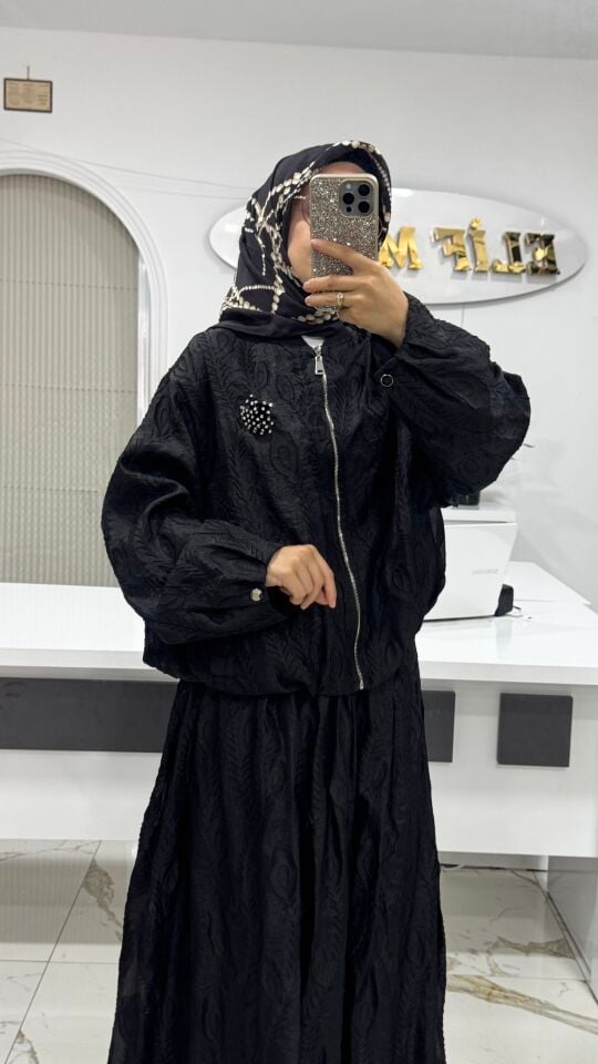 AURA TAKIM SİYAH
