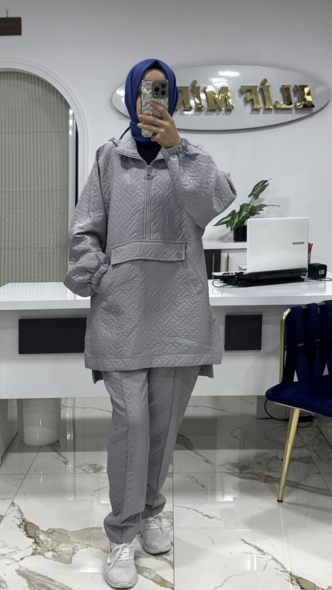 LEVİDOR KAPİTONE DETAYLI TAKIM