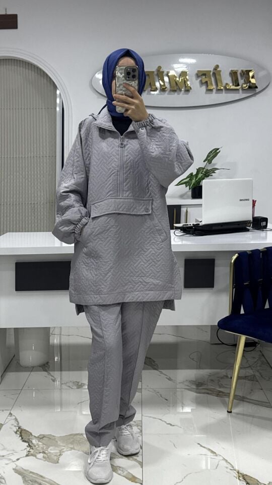 LEVİDOR KAPİTONE DETAYLI TAKIM