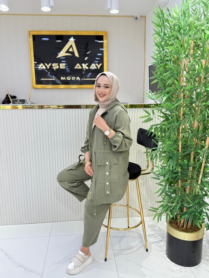 AYŞE AKAY SPOR CEPLİ KAP