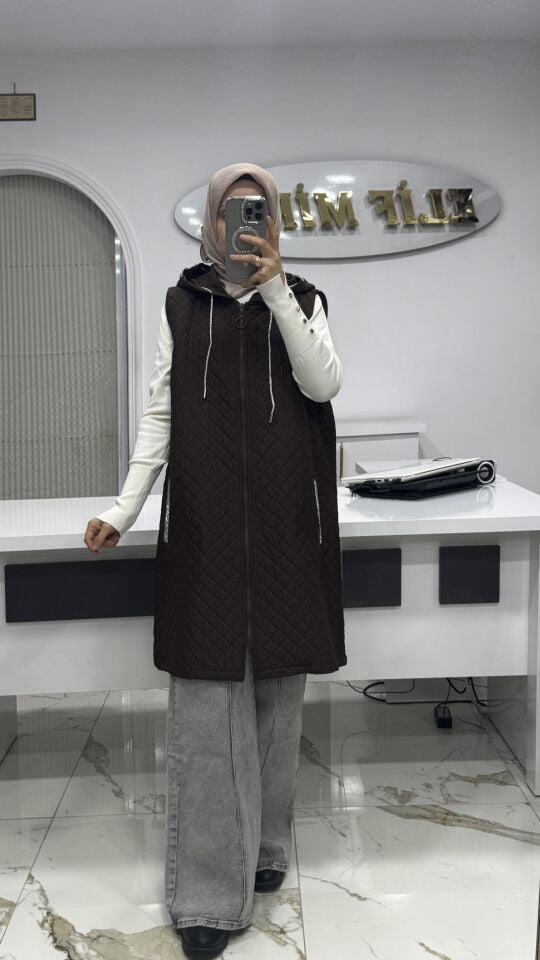 NOSHE KAPİTONE YELEK KAHVE