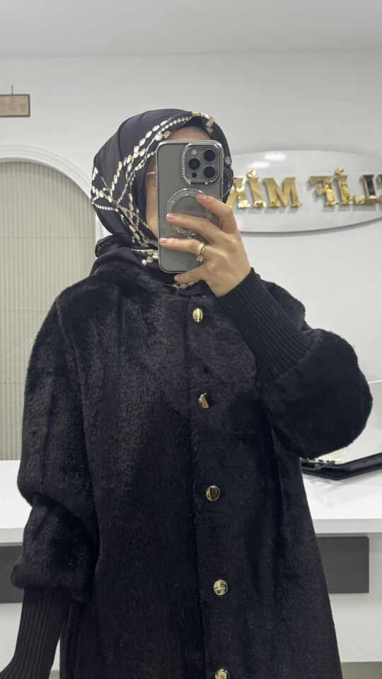 DÜĞME DETAYLI ANGORA KABAN SİYAH