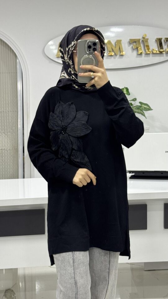 GÜL DETAYLI MERSERİZE TUNİK Siyah