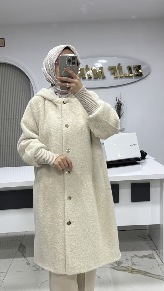 PREMİUM KALİTE DÜĞMELİ ANGORA KABAN KREM