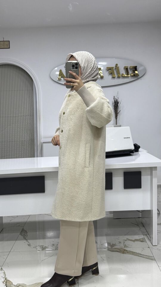 PREMİUM KALİTE DÜĞMELİ ANGORA KABAN KREM