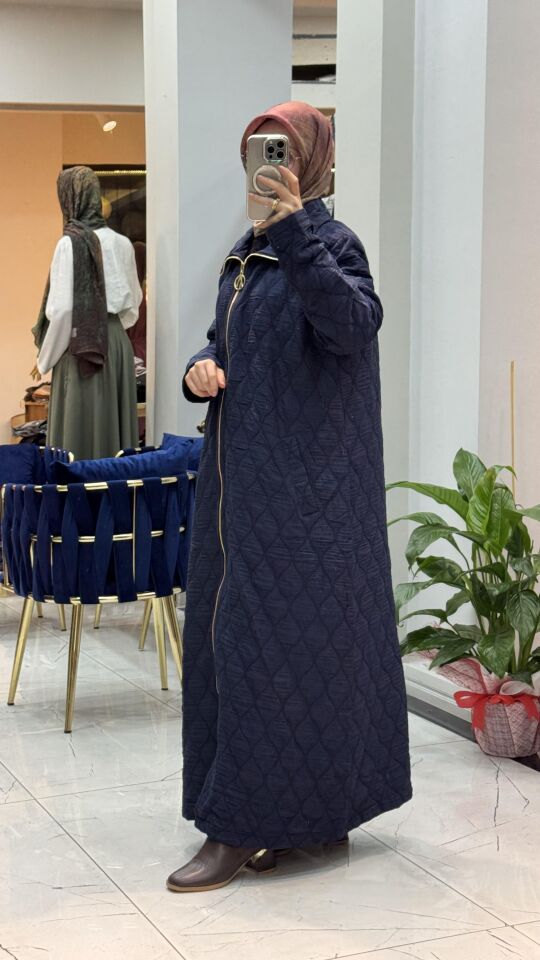 AYŞE AKAY KAPİTONE KAP LACİVERT