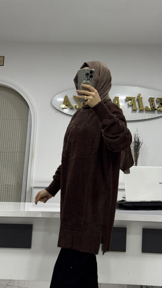 İŞLEME DETAYLI ANGORA KAZAK KAHVE
