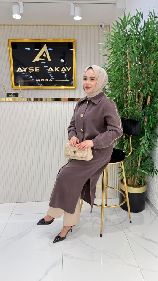 AYŞE AKAY ZİNCİR DETAYLI QUPRA KAP KAHVE