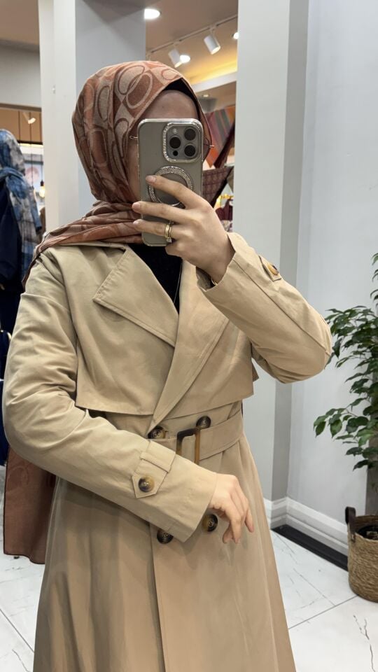 Nihle astarsız trençkot camel