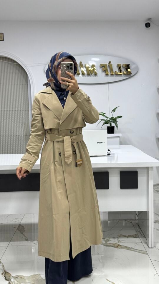 Nihle astarsız trençkot camel