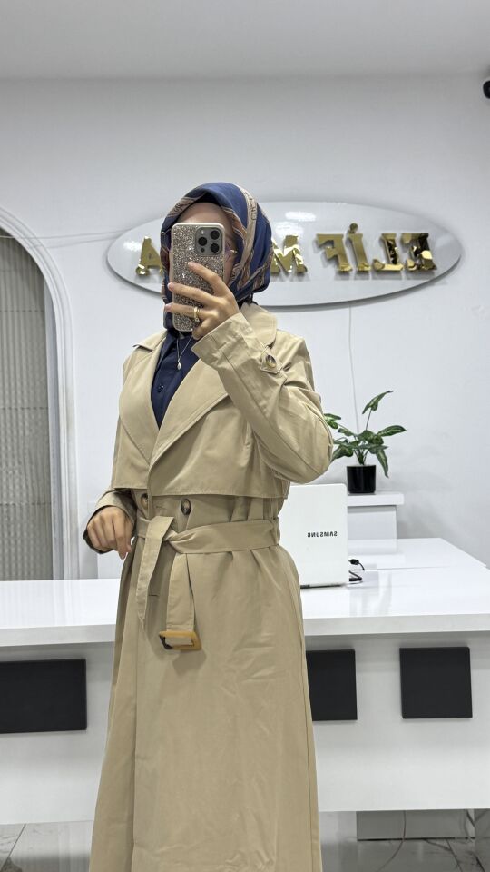 Nihle astarsız trençkot camel