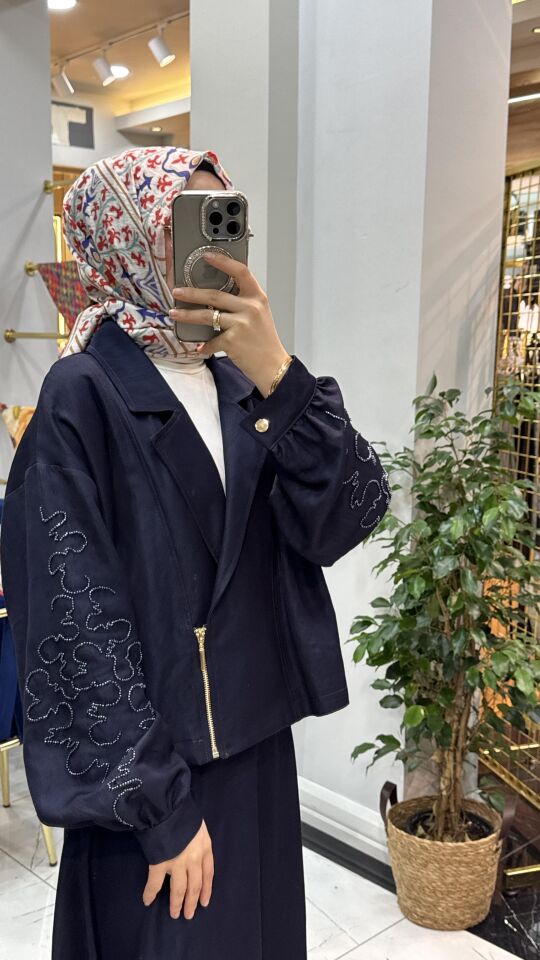 Marcha İşleme detaylı denim etekli takım